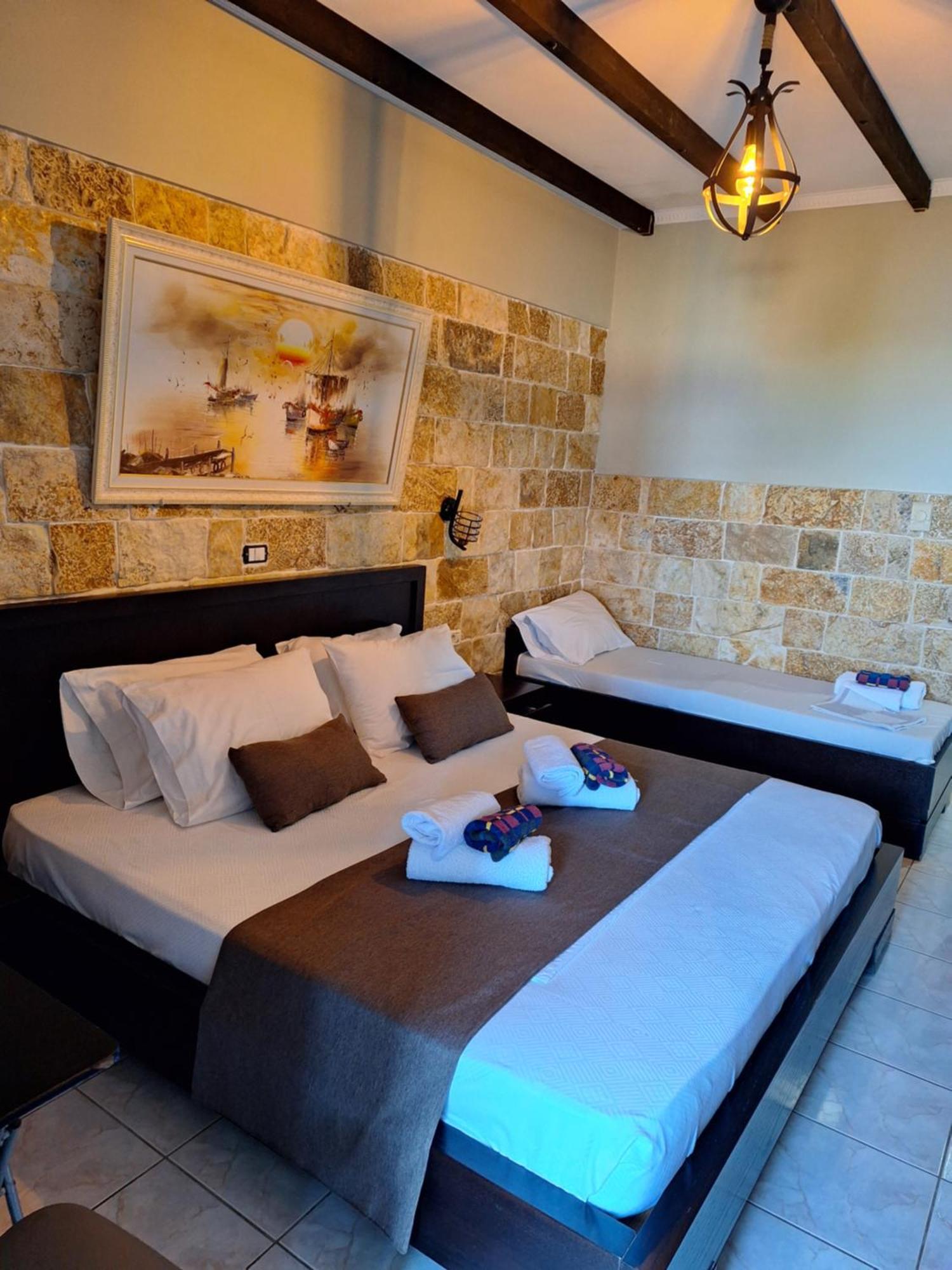 Castle Hotel Himara Kültér fotó