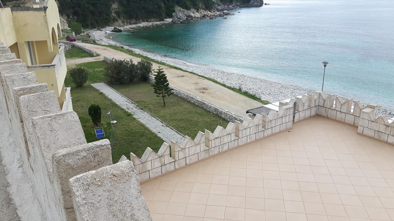 Castle Hotel Himara Kültér fotó